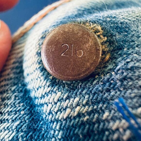 1970s Orange Tab R No Coin Pocket Levi's Jeans with Care Label Made in Canada - Picture 12 of 13
